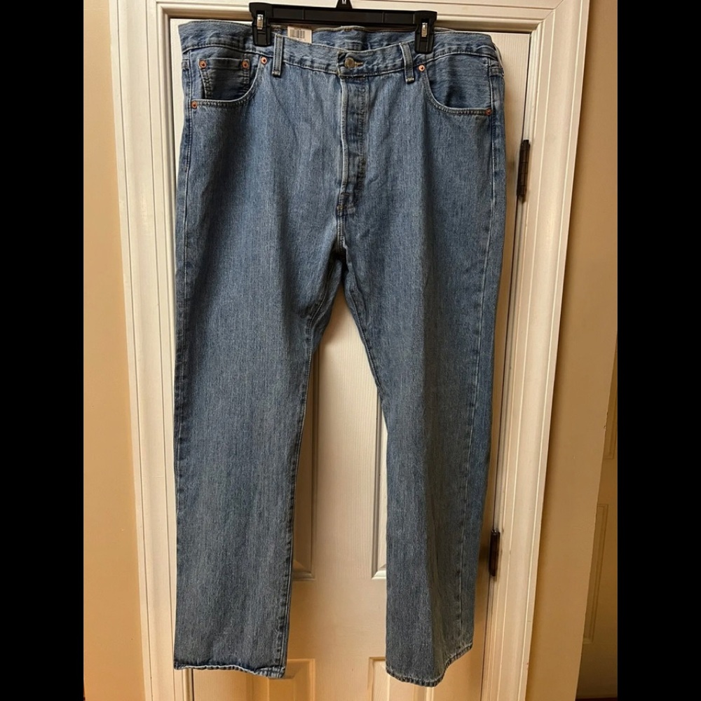 Levi's Men's 501 Original Fit Jeans Straight Leg Button Fly Blue Denim 42x32 NWT